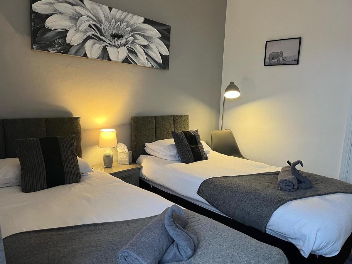 The Swan Hotel Kington  Zewnętrze zdjęcie